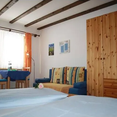 Haus Tannenhof Pensión 3*